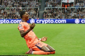 曝巴萨想延长拉什福德租借期 曼联：不花钱买断就送回