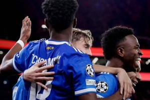 姆巴佩屡失良机难救主，穆里尼奥遭遇复仇，欧冠翻盘难度骤增